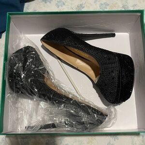 Style: Victoria Color: black Size: 6 1/2